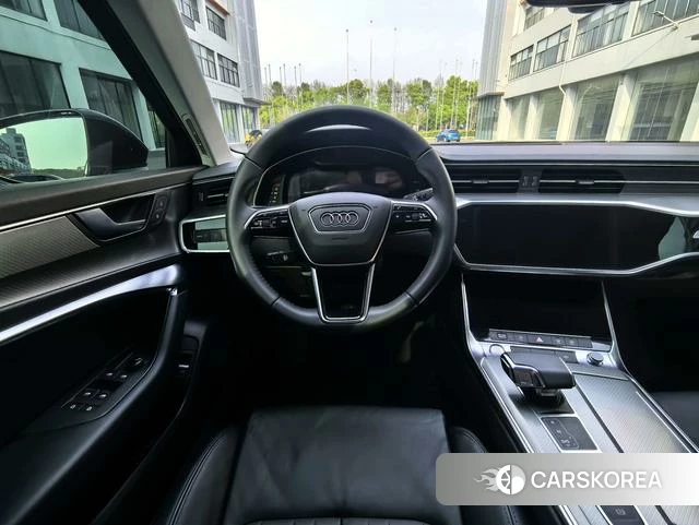 Audi A6L id 4239169 из Китая 7