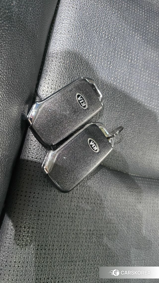 Kia Come New K3 id 4943419 из Кореи 7
