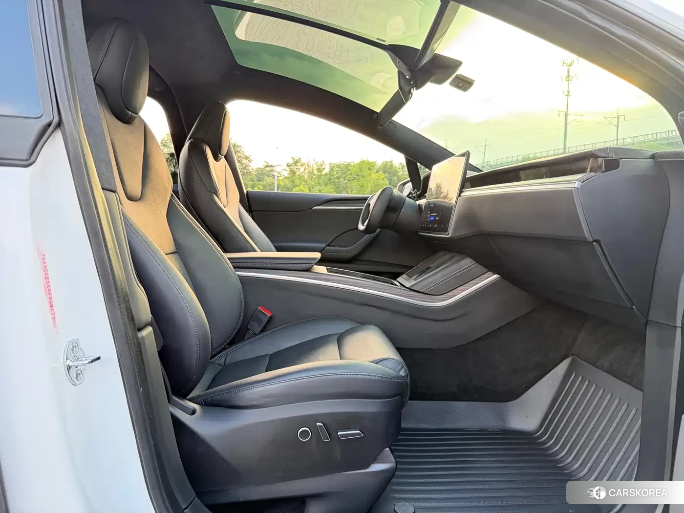 Tesla Model X id 4545634 из Китая 7