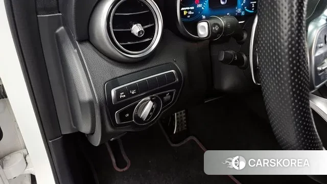 Mercedes-Benz C-Class W205 id 3193084 из Кореи 7