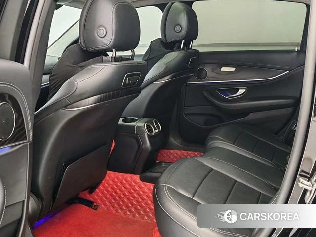 Mercedes-Benz E-class id 4254243 из Китая 7