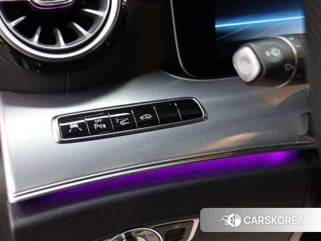 Mercedes-Benz E-class AMG id 4211106 из Китая 7