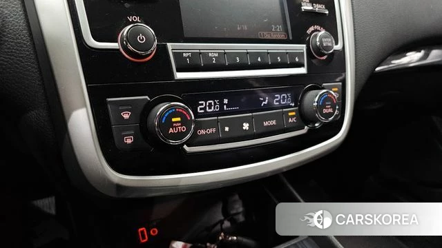 Nissan Altima id 4424932 из Кореи 7