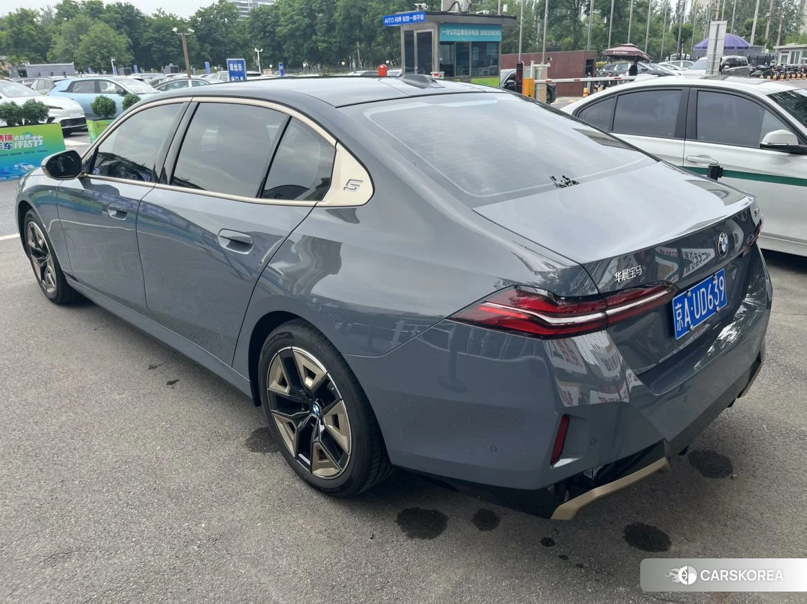 BMW 5 series id 4419521 из Китая 7