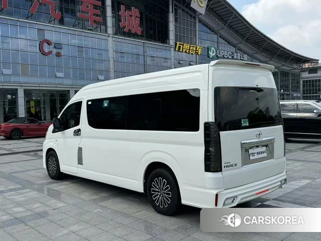Toyota Hiace id 4272409 из Китая 7