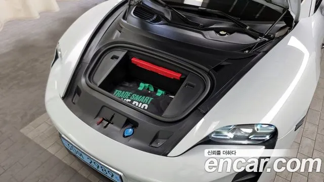 Porsche Taycan id 2664660 из Кореи 7