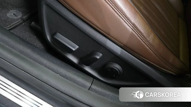 Genesis G70 id 3893845 из Кореи 7