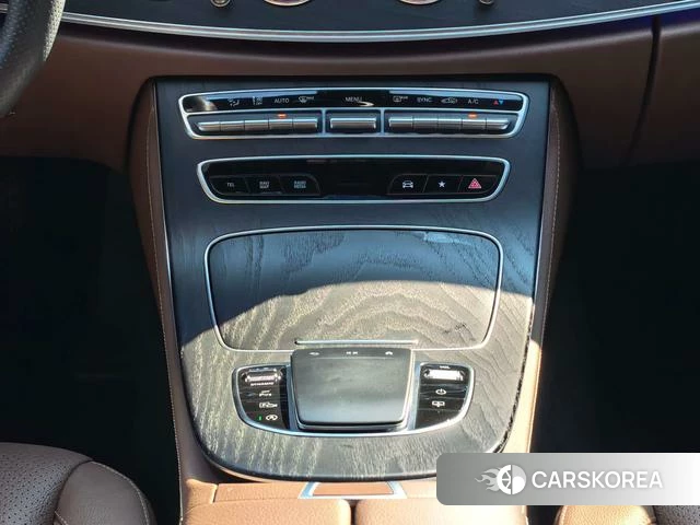 Mercedes-Benz E-class id 4213426 из Китая 7