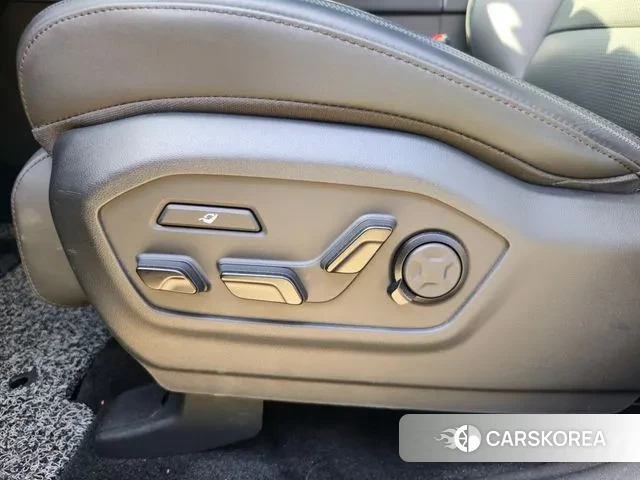 Hyundai Santa Fe (MX5) id 2997698 из Кореи 7