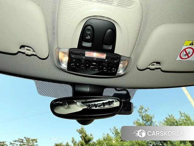 Mini Cooper S id 3910429 из Кореи 7