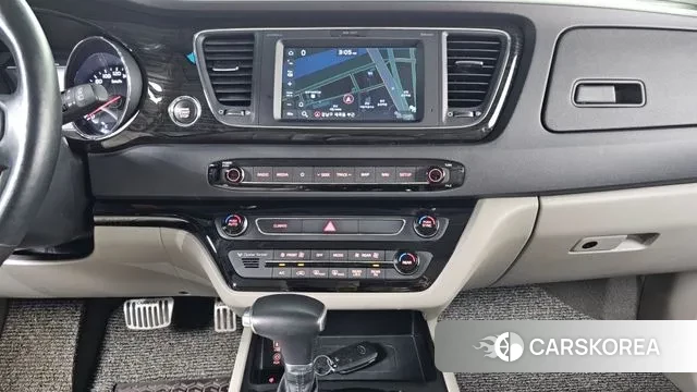 Kia The New Carnival id 2971365 из Кореи 7