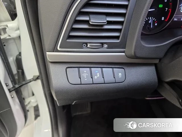 Hyundai Avante AD id 3371210 из Кореи 7