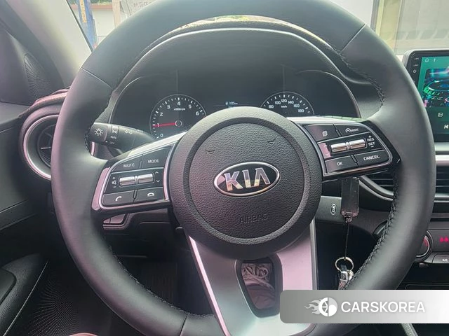 Kia Come New K3 id 4520702 из Кореи 7