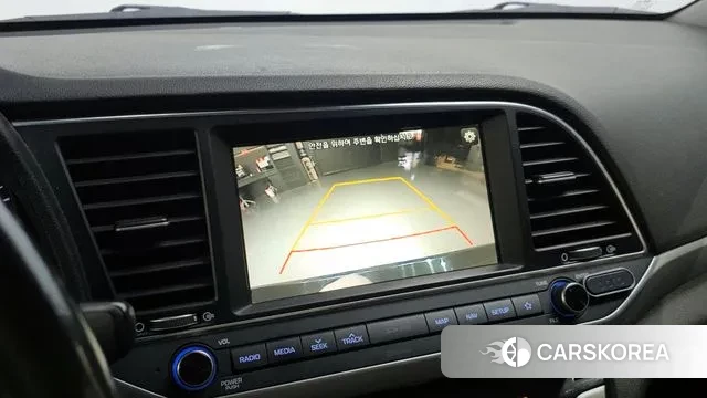 Hyundai Avante AD id 3661926 из Кореи 7