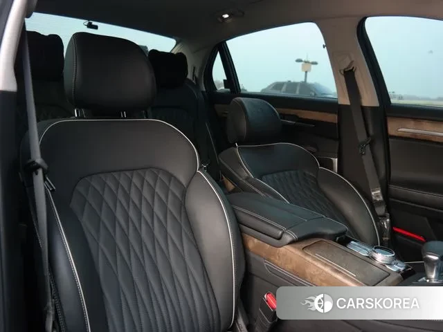 Genesis G90 id 3488218 из Кореи 7