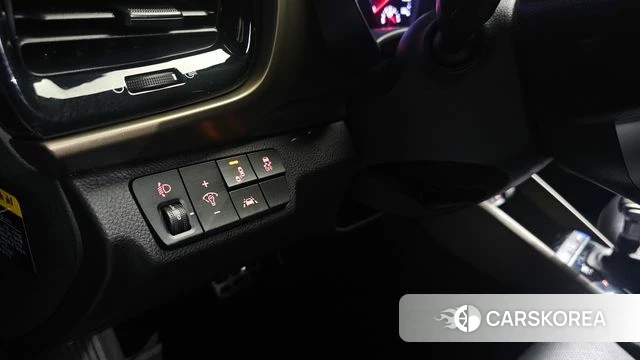 Kia Stonic id 4647759 из Кореи 7
