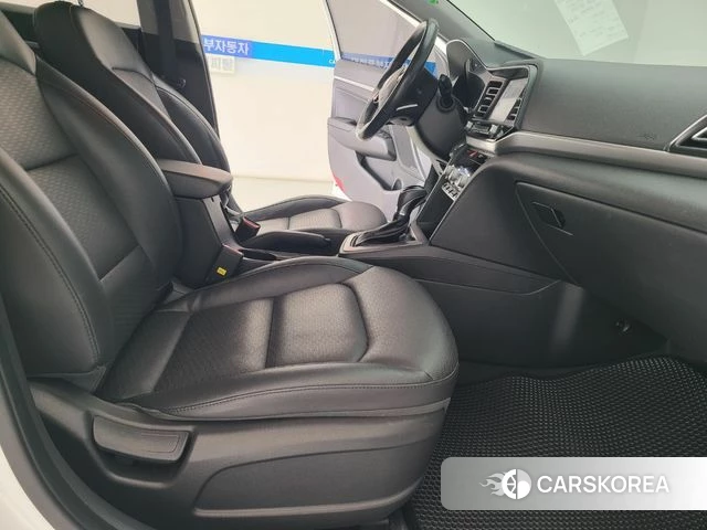 Hyundai The New Avante AD id 3834307 из Кореи 7