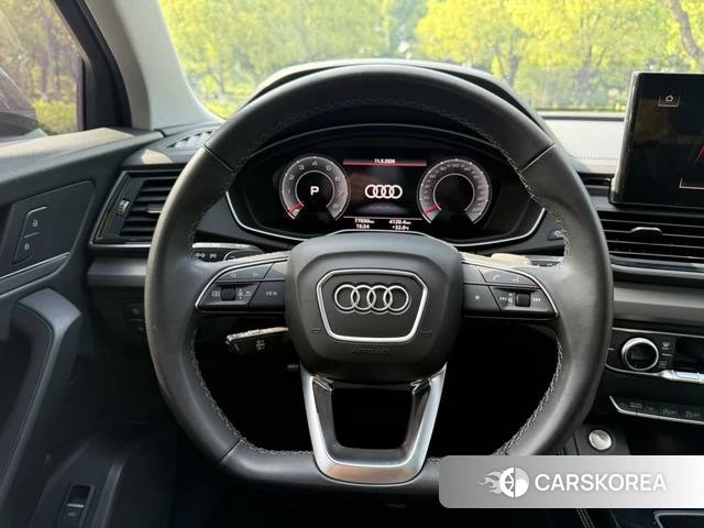 Audi Q5L id 4300900 из Китая 7