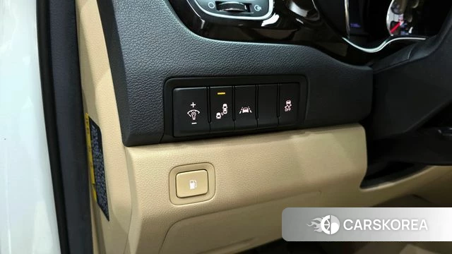 Kia The New Carnival id 3942783 из Кореи 7