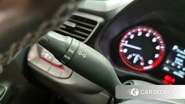 Hyundai Veloster (JS) id 3013128 из Кореи 7