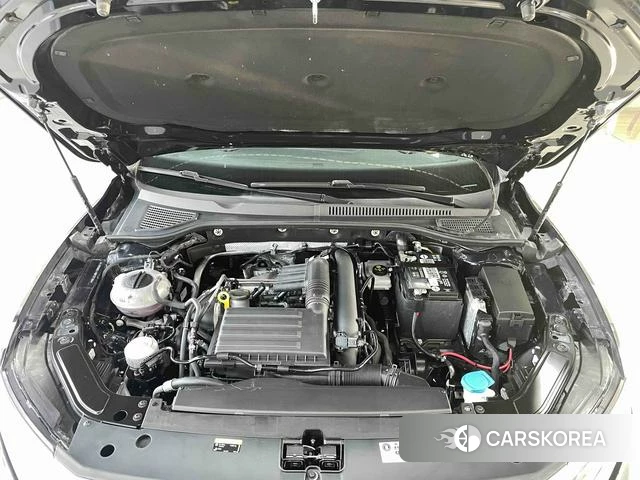 Volkswagen Passat id 4299447 из Китая 7