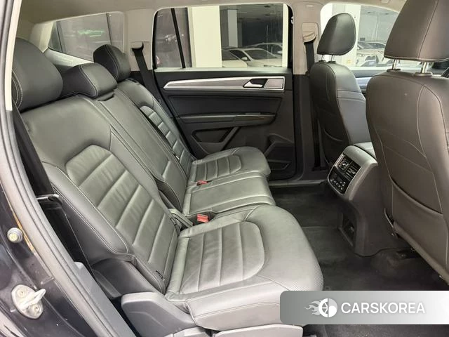 Volkswagen Tourang id 4211740 из Китая 7