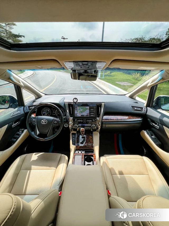 Toyota Elfa id 4278120 из Китая 7