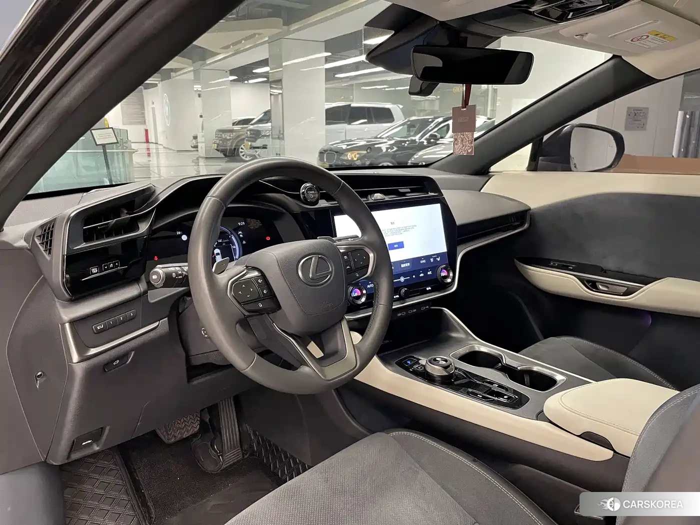 Lexus RZ id 4570384 из Китая 7