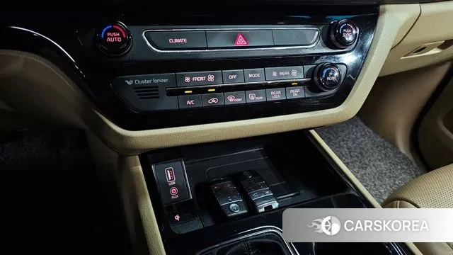 Kia The New Carnival id 2976945 из Кореи 7