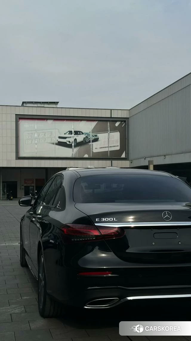 Mercedes-Benz E-class id 4217419 из Китая 7