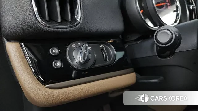 Mini Cooper D Countryman id 2981964 из Кореи 7