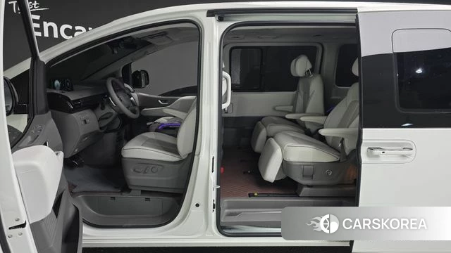 Hyundai Staria id 4612393 из Кореи 7