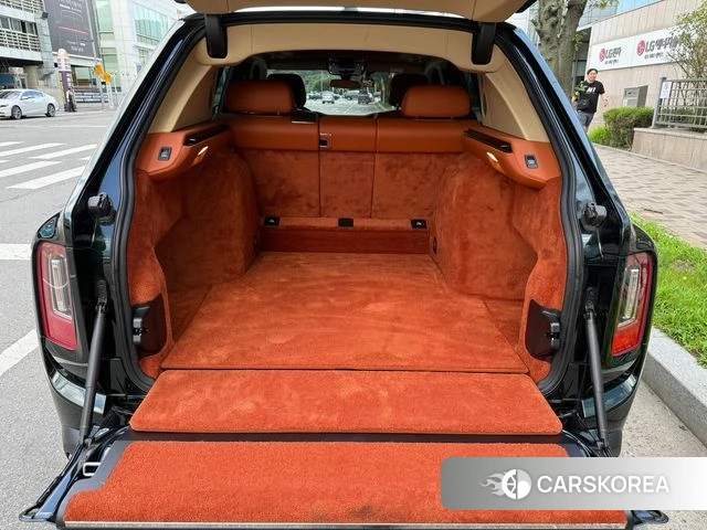 Rolls-Royce Cullinan id 4585124 из Кореи 7