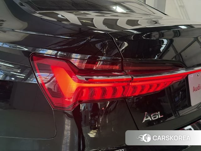 Audi A6L id 4207544 из Китая 7