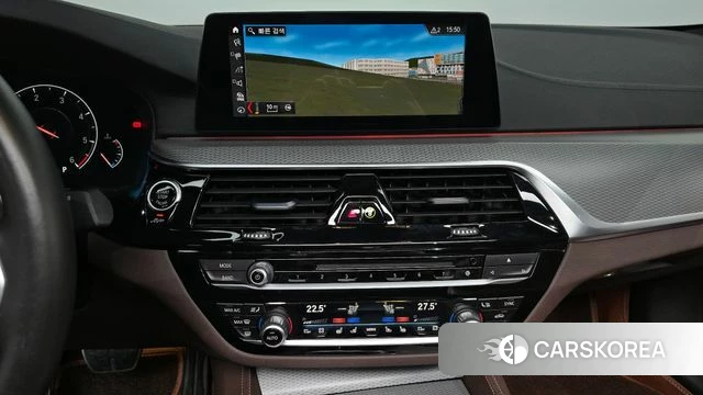 BMW 5 Series (G30) id 4250938 из Кореи 7