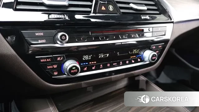 BMW 5 Series (G30) id 3464546 из Кореи 7