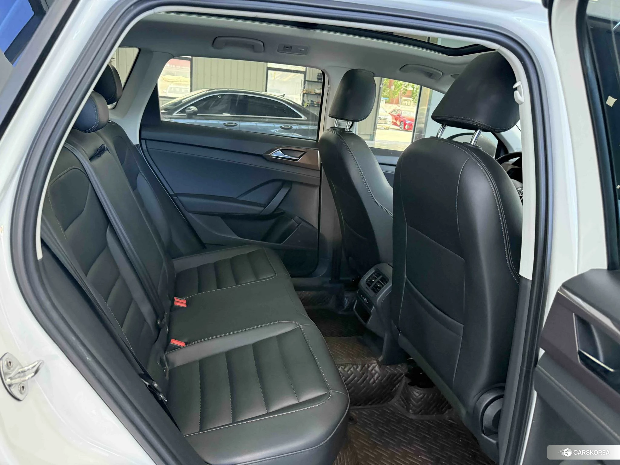 Volkswagen Tuyue id 4512617 из Китая 7