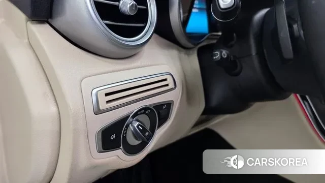 Mercedes-Benz C-Class W205 id 3703628 из Кореи 7