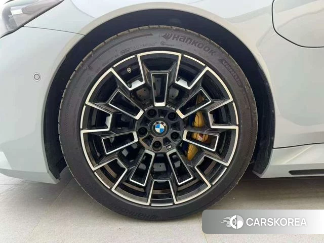 BMW M5 PHEV id 4306874 из Китая 7