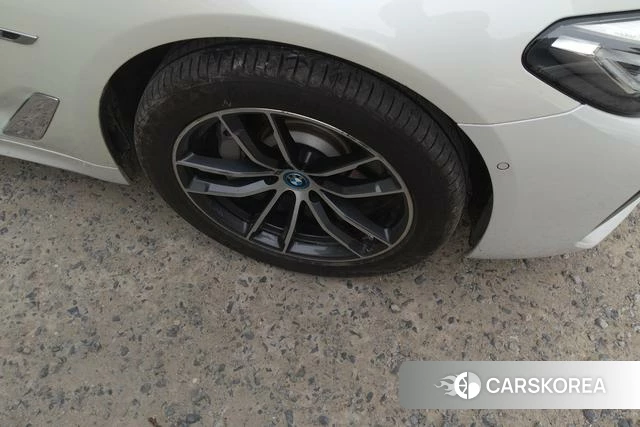 BMW 5 series PHEV id 4207861 из Китая 7