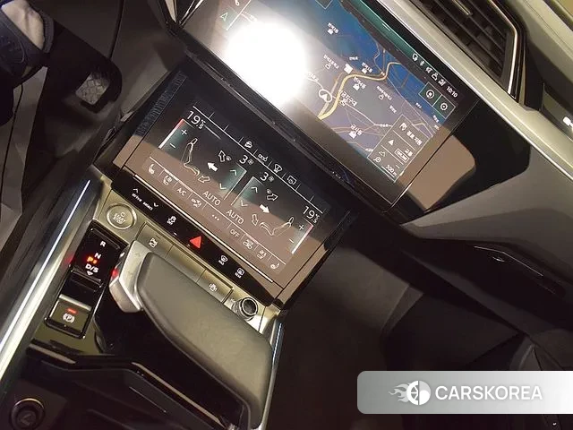 Audi e-Tron id 2940588 из Кореи 7