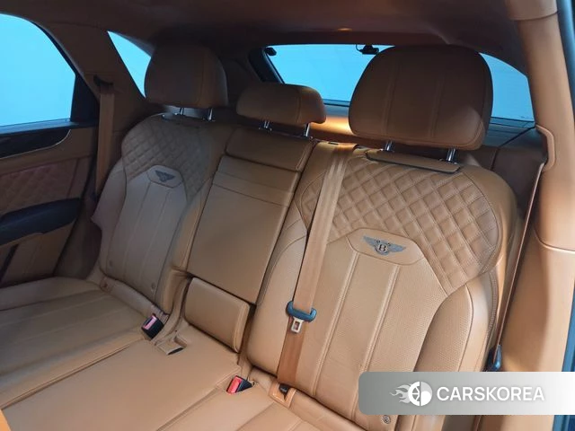 Bentley Bentayga id 4298746 из Кореи 7