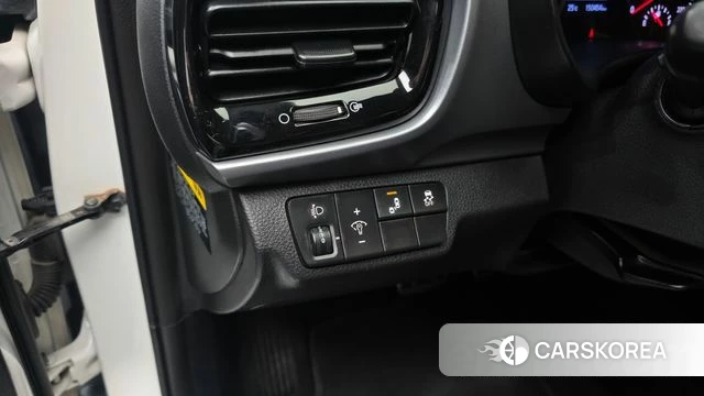 Kia Stonic id 4737714 из Кореи 7