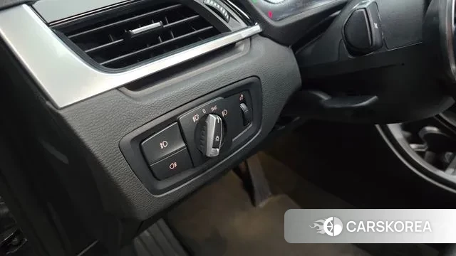 BMW X1 (F48) id 3459990 из Кореи 7