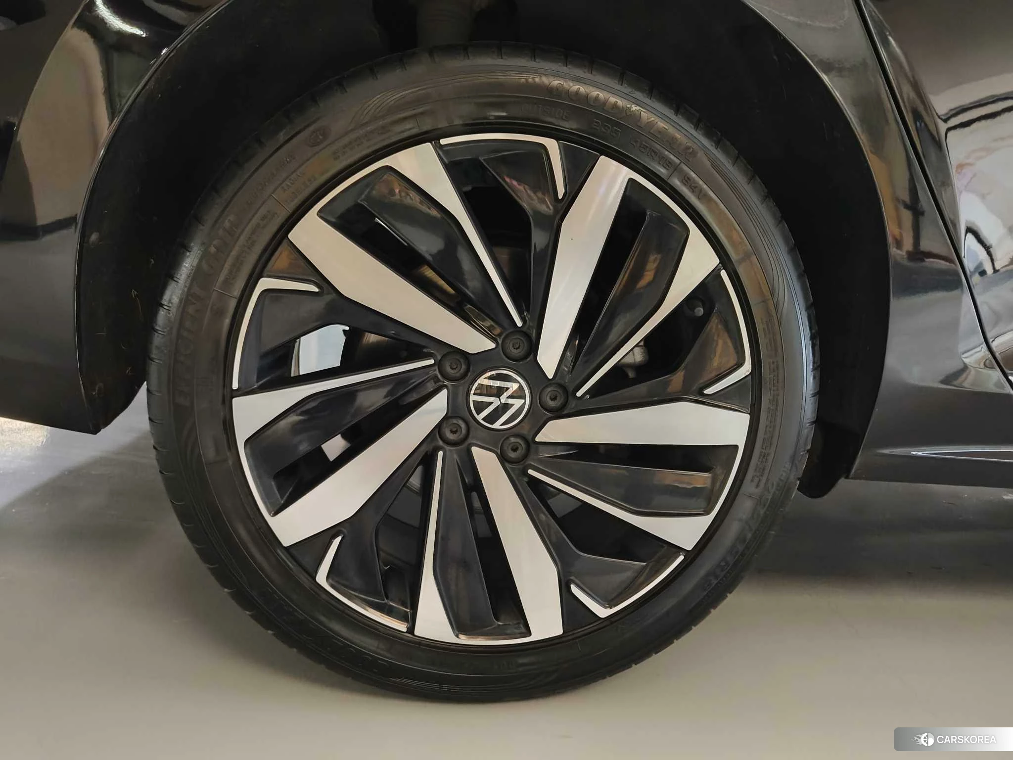 Volkswagen Passat id 4514881 из Китая 7