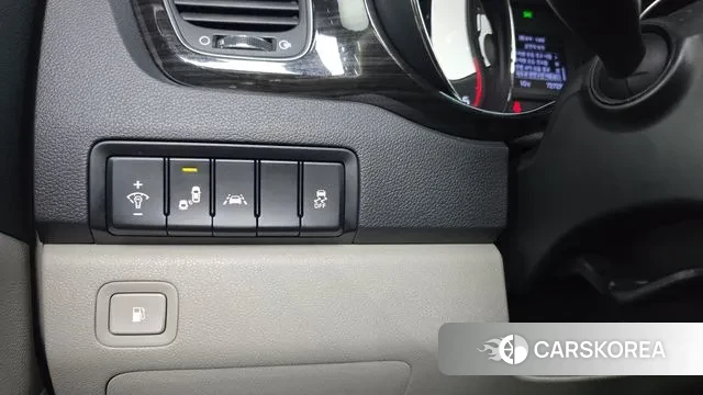 Kia The New Carnival id 3509919 из Кореи 7