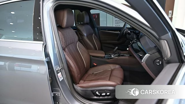 BMW 5 Series (G60) id 4322704 из Кореи 7