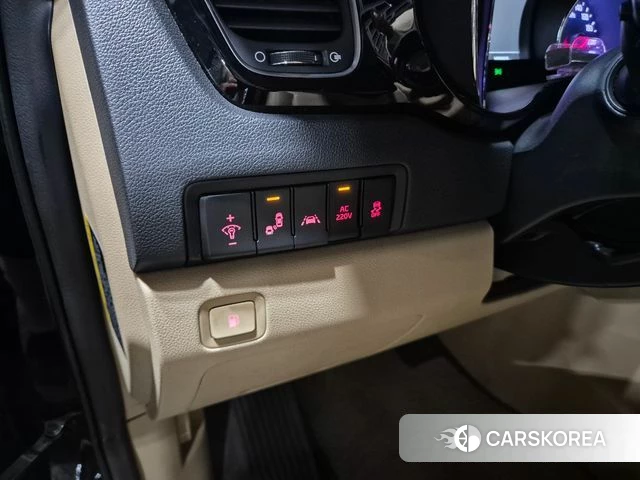 Kia The New Carnival id 4654217 из Кореи 7