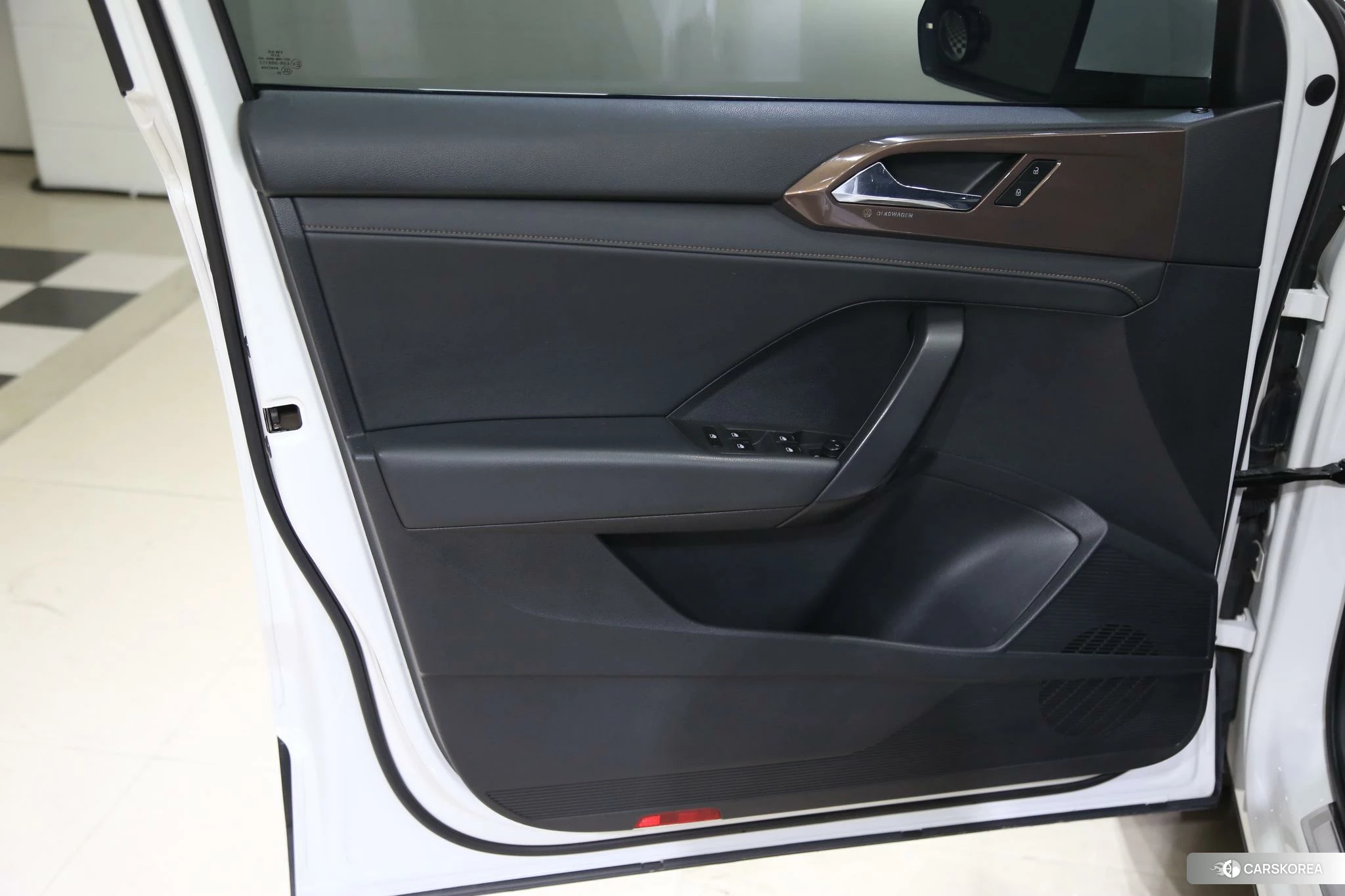 Volkswagen Tuyue id 4493107 из Китая 7