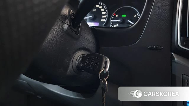 Hyundai The New Grand Starex id 3942750 из Кореи 7